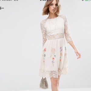 Nude/light pink lace cut it dress